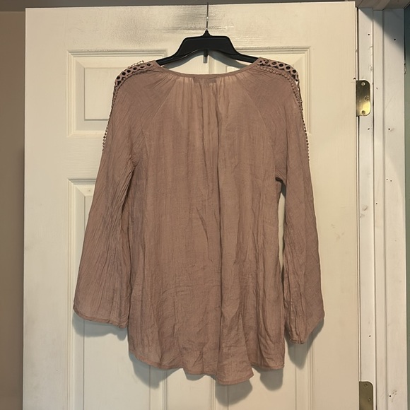 Elizabeth & Nicole Top Size Large - Picture 6 of 8